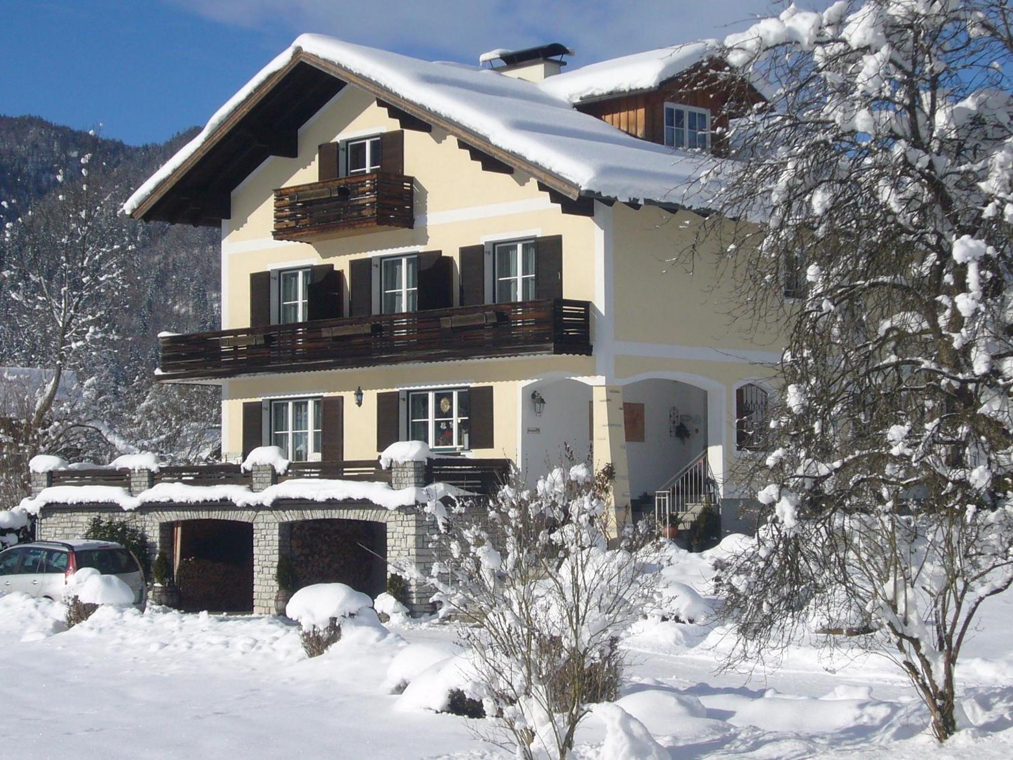 Ferienwohnungen Haus Peer Bad Goisern Esterno foto